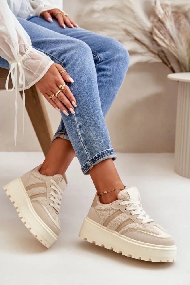Moteriški sportbačiai su platforma Step in style