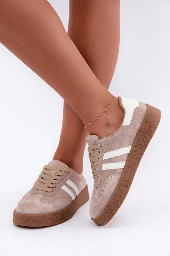 Moteriški sportiniai bateliai iš zomšos Step in style