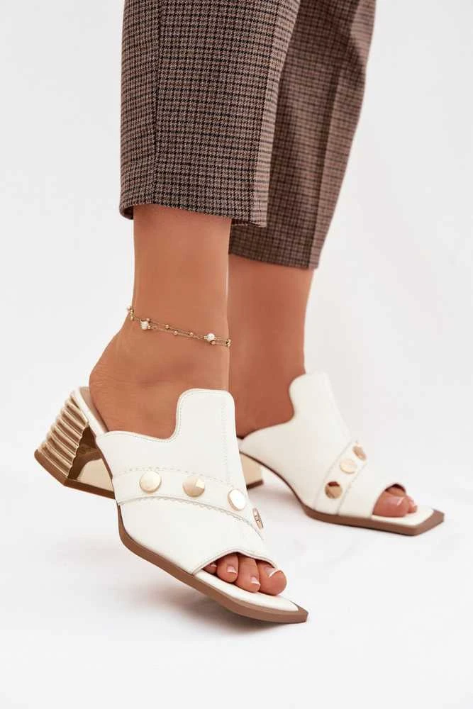 Moteriškos basutės iš natūralios odos su 6 cm kulnu Step in style