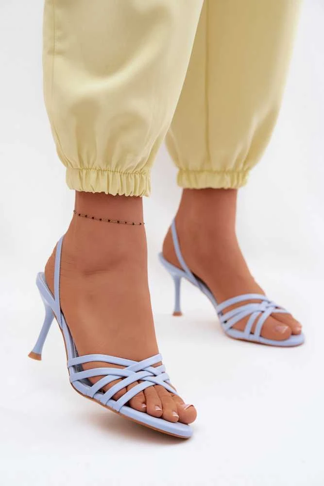 Moteriškos basutės su aukštakulniu Step in Style