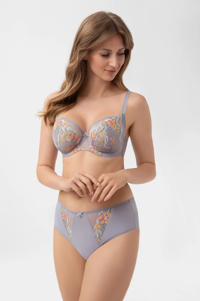 Moteriškos braziliškos kelnaitės Flora B015