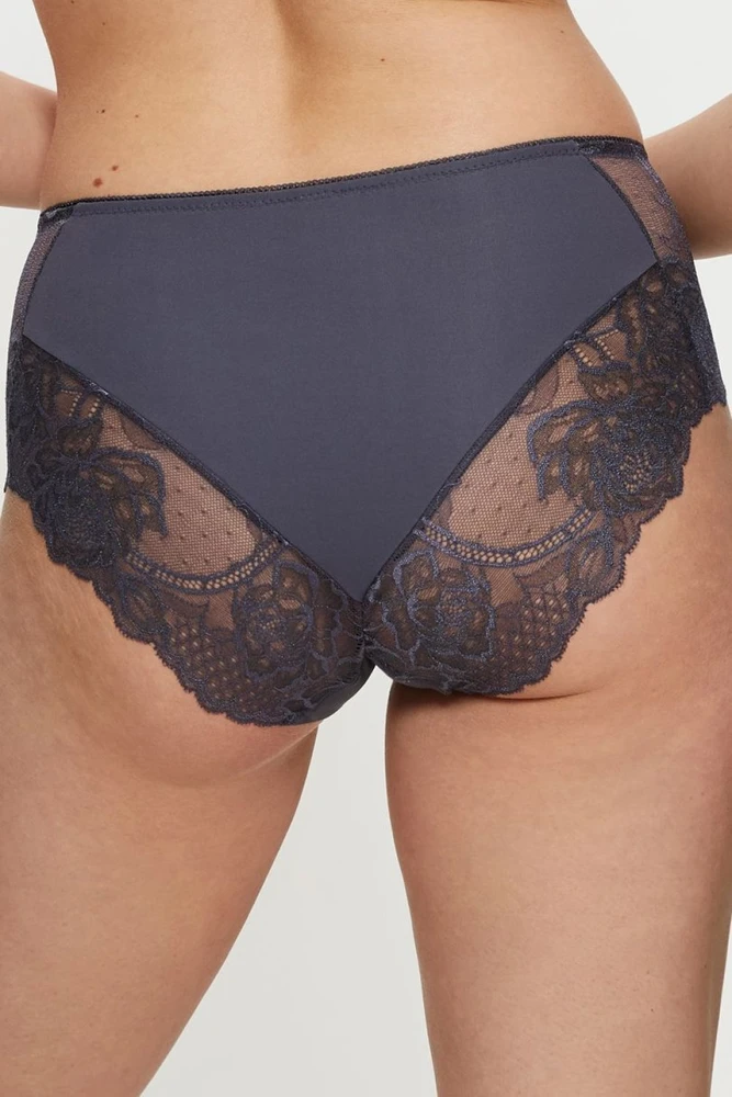 Moteriškos kelnaitės su nėrinių detalėmis Triumph