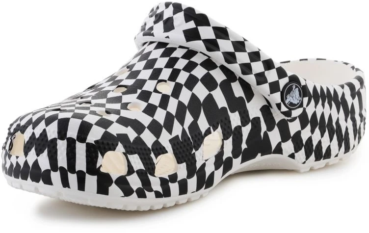 Moteriškos klumpės su šachmatų raštu Crocs Classic Warped Checker
