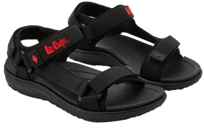 Moteriškos lengvos basutės su lipukais Lee Cooper, juodos