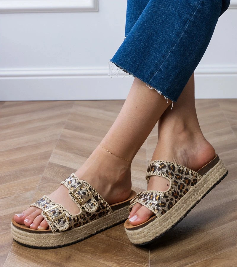 Moteriškos panterinės espadrilės šlepetės su sagtimis