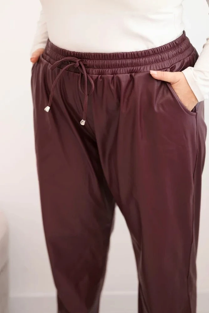 Moteriškos Plus Size dirbtinės odos kelnės aukštu juosmeniu, burgundiškos spalvos