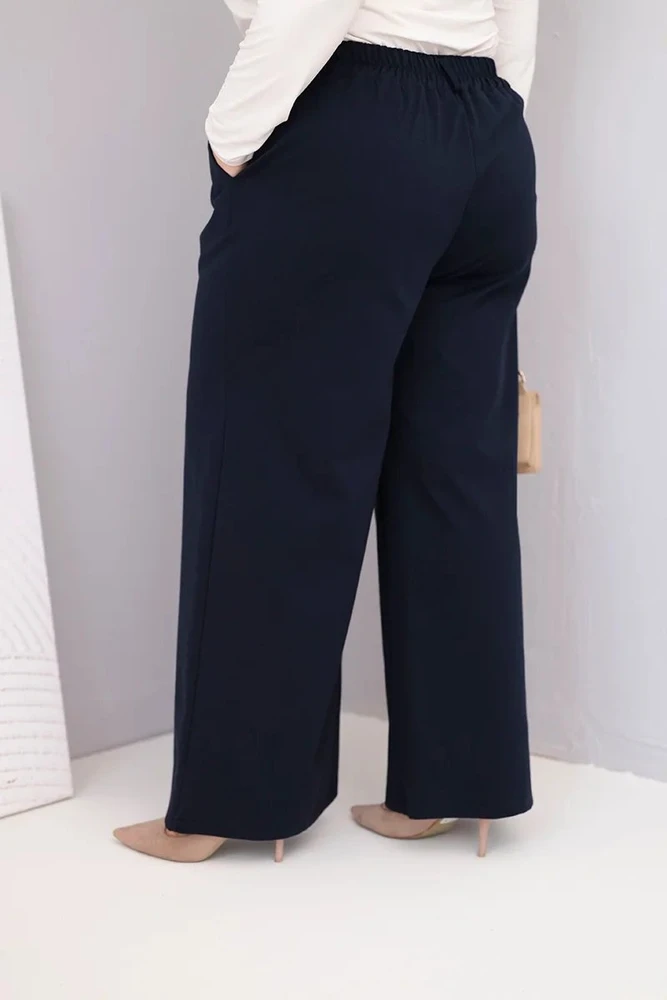 Moteriškos Plus Size kelnės plačiomis klešnėmis ir aukštu liemeniu, tamsiai mėlynos spalvos