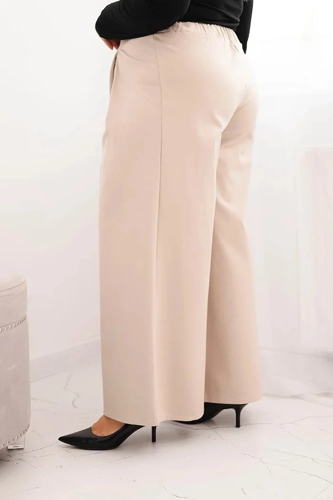 Moteriškos Plus Size kelnės plačiomis klešnėmis ir klostėmis, smėlio spalvos
