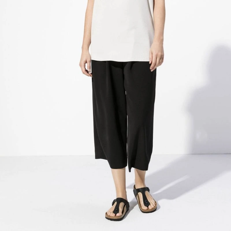 Moteriškos šlepetės Birkenstock Gizeh, juodos