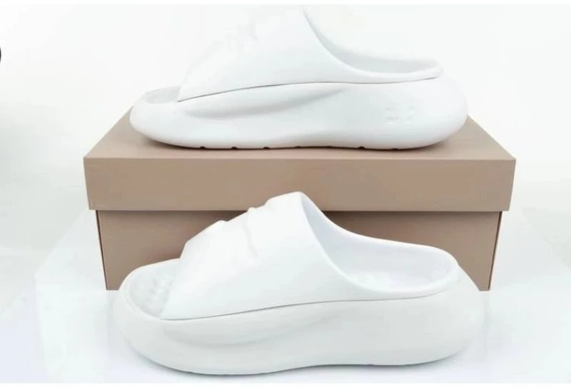 Moteriškos šlepetės Lacoste Serve Slide, baltos