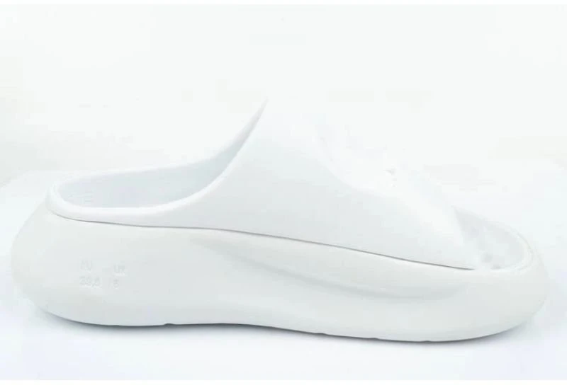 Moteriškos šlepetės Lacoste Serve Slide, baltos