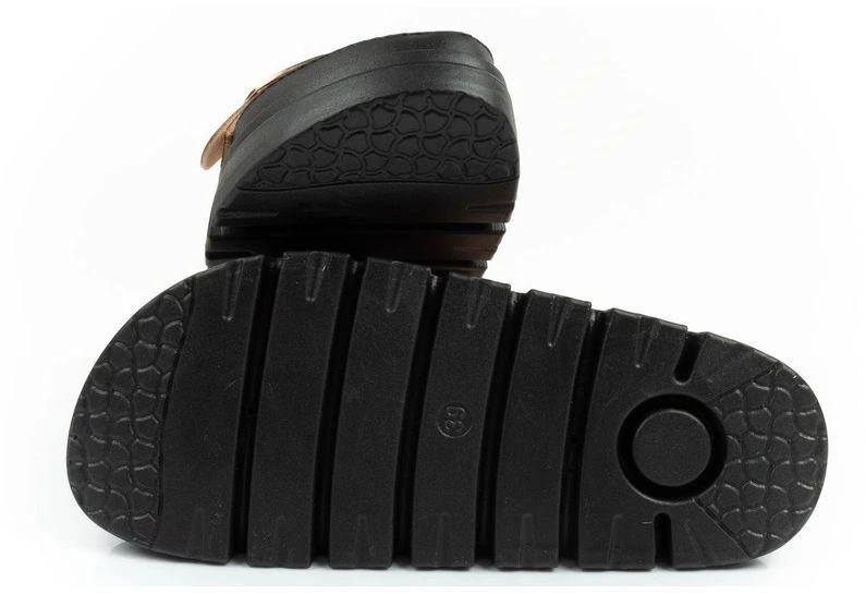 Moteriškos šlepetės Lee Cooper, auksinės, patogios, ant platformos, madingos