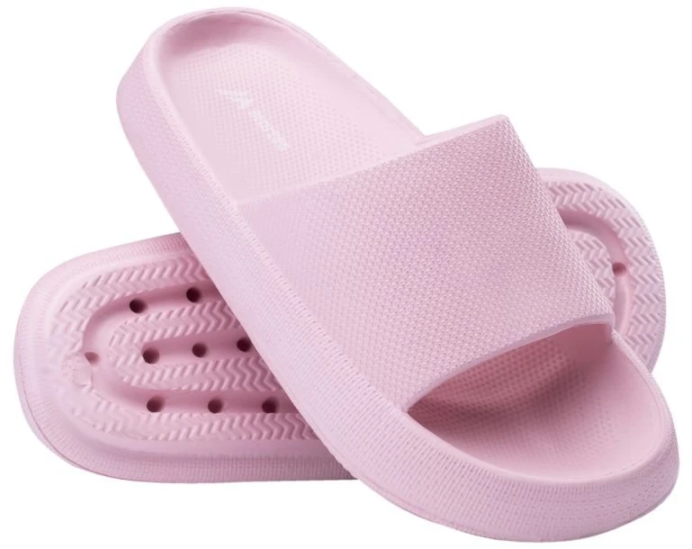 Moteriškos šlepetės su plačiu dirželiu Martes Essentials Mia