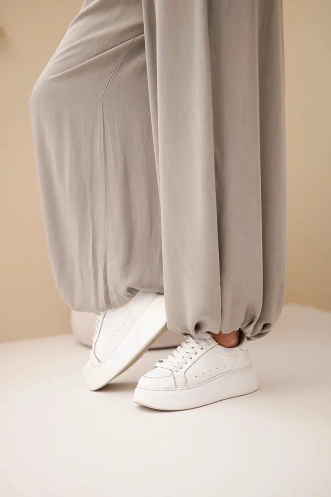 Moteriškos viskozės kelnės plačiomis klešnėmis, fango spalvos