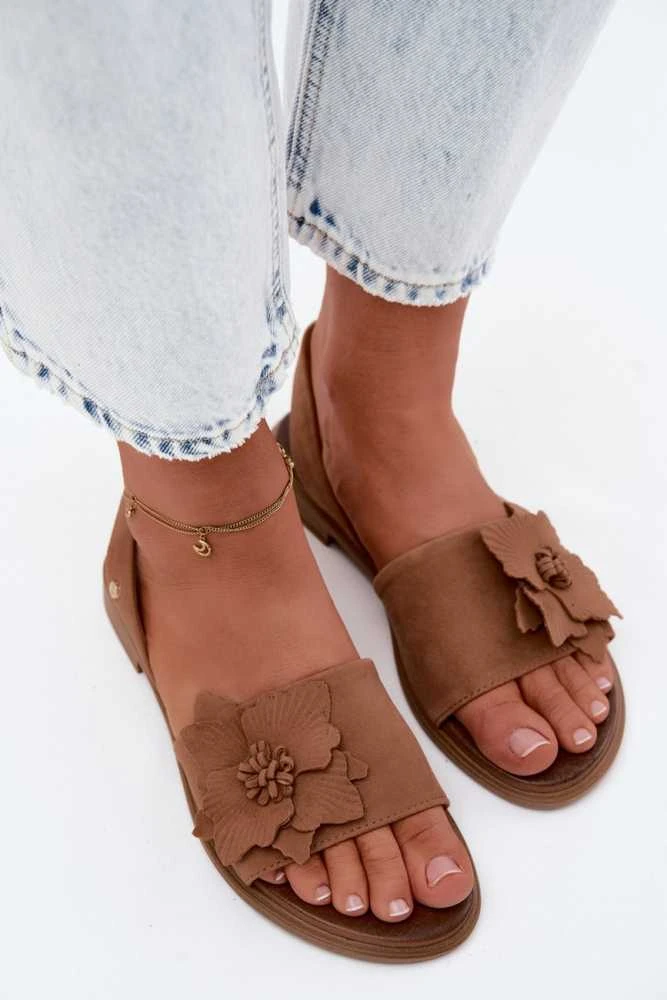 Moteriškos zomšinės basutės su gėlių dekoru Step in Style