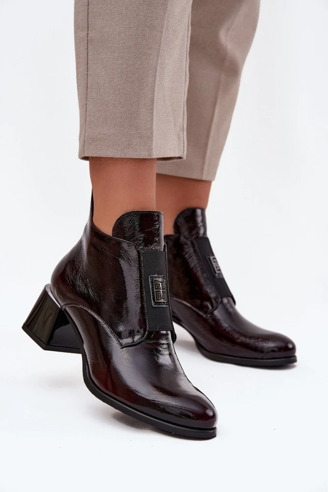 Natūralios odos aulinukai su kulnu Step in style