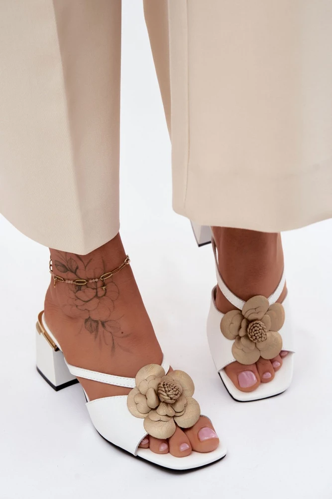 Natūralios odos basutės su kulnu Step in style