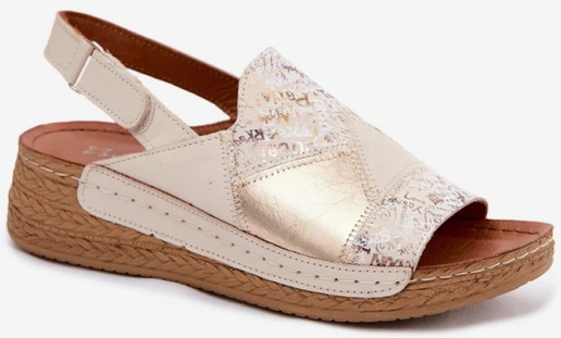Natūralios odos basutės su platforma ir lipduku Step in style
