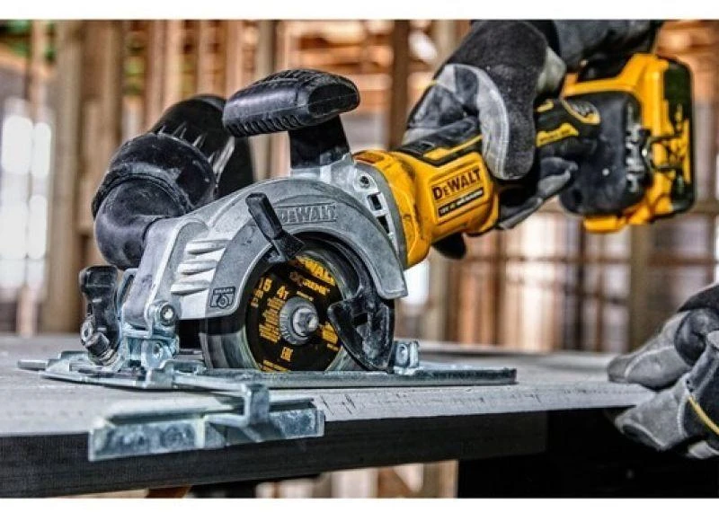 Betono pjaustyklė DeWalt DCS691N-XJ; 54 V (be akumuliatoriaus ir pakrovėjo)