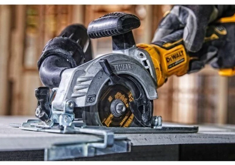 Betono pjaustyklė DeWalt DCS691N-XJ; 54 V (be akumuliatoriaus ir pakrovėjo)