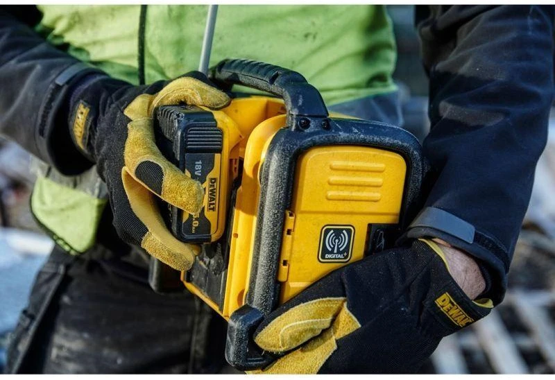 DEWALT RADIJAS DCR020-QW, 10,8-18V (BE AKUM., BE KROV.)