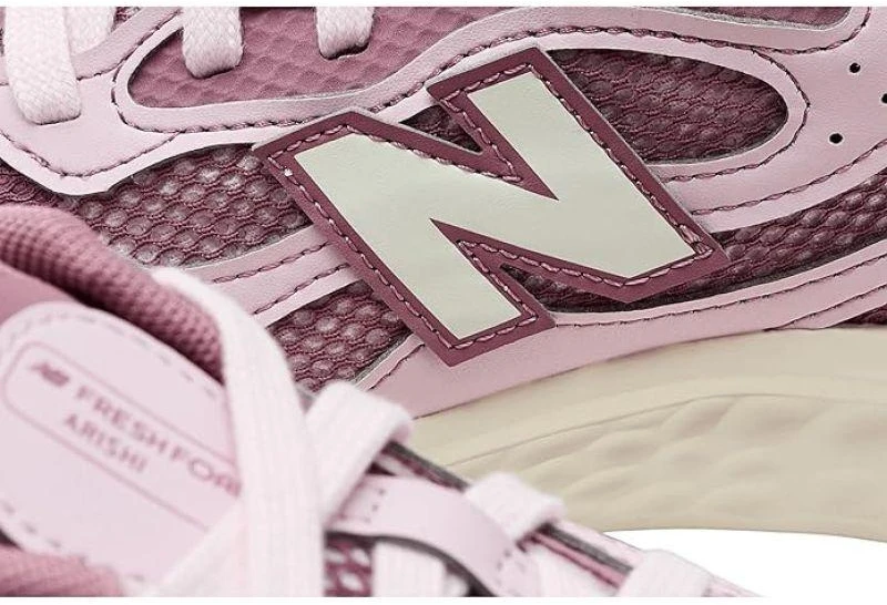 New Balance bėgimo bateliai moterims (WARIS7AU)