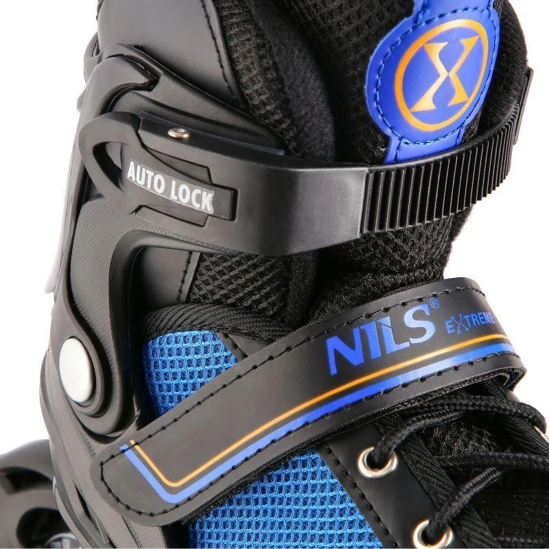 NH18188A 2 viename JUODOS IR ORANŽINĖS SPALVOS RIEDUČIAI SU HOKĖJAUS AŠMENIMIS DYDIS S (29–33) NILS EXTREME