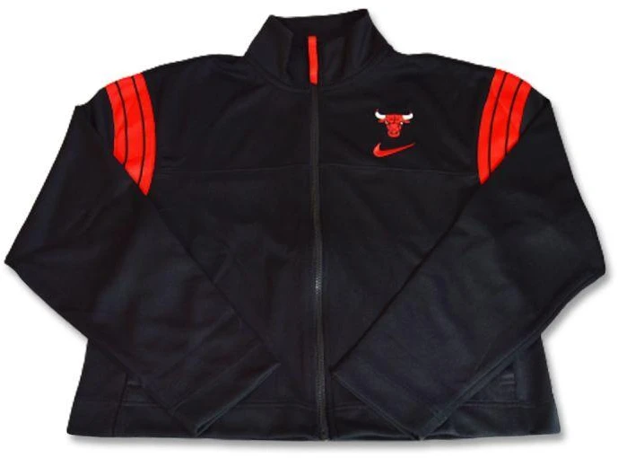 Nike Chicago Bulls Aikštės 75 treninginė striukė moterims Juoda/Universiteto raudona/Juoda - DB1394-010