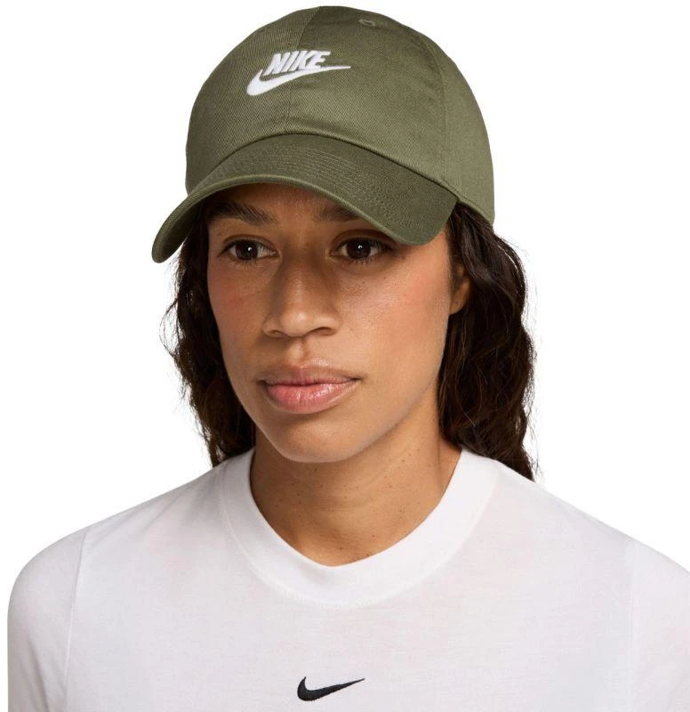 „Nike Club“ beisbolo kepuraitė, alyvuogių spalvos, FB5368 222