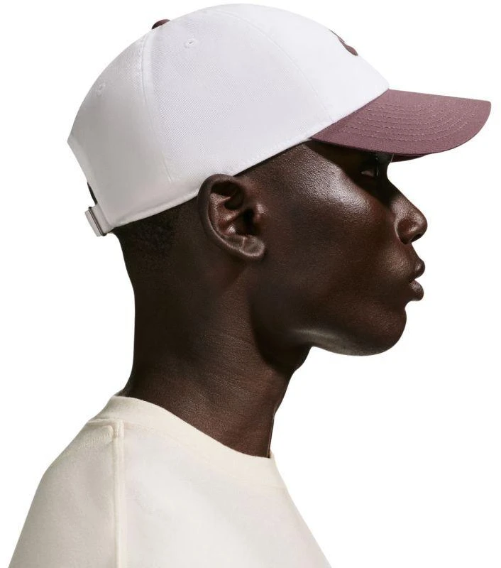 Nike Club kepuraitė, balta ir violetinė, FB5368 104