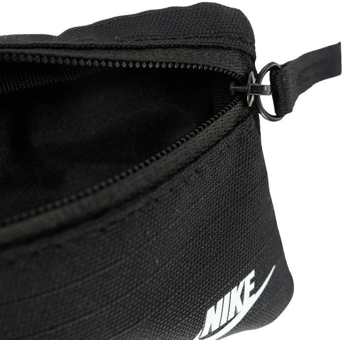 Nike Club maišelio tipo piniginė Juoda N1013421091