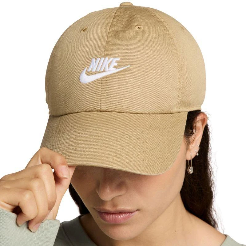 Nike Club smėlio spalvos beisbolo kepuraitė FB5368 297
