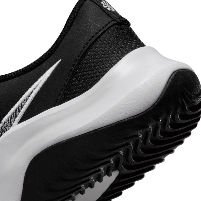 Nike Legend Essential 3 Next Nature Vyriški batai DM1120-001