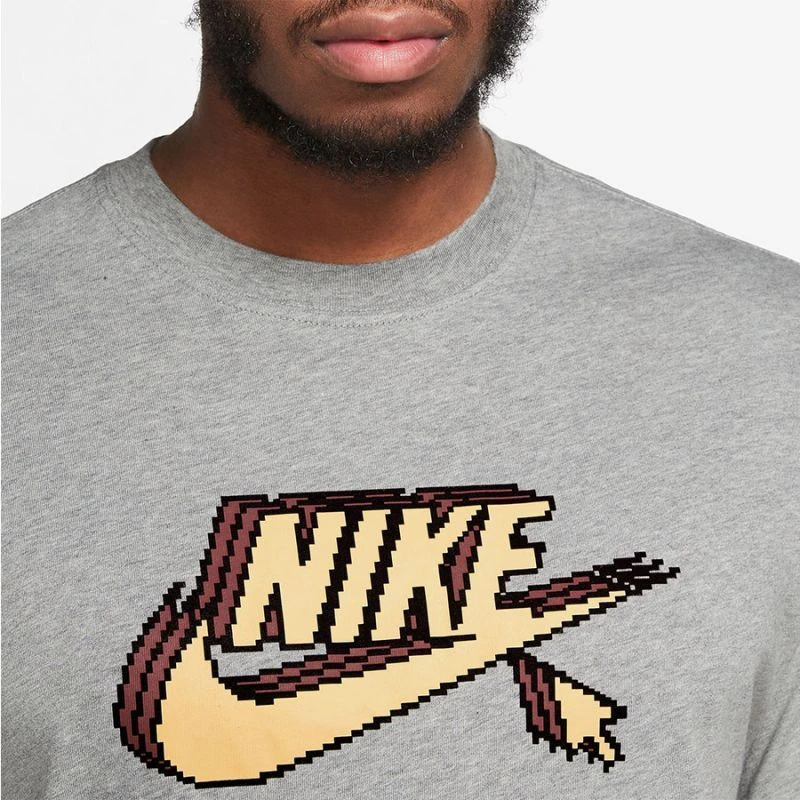 Nike Sportswear marškinėliai M FD1296-063