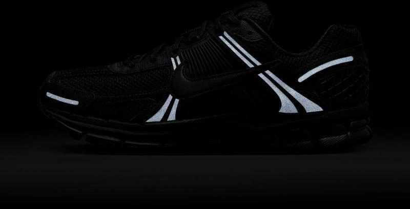 NIKE ZOOM VOMERO 5 (BV1358-003)