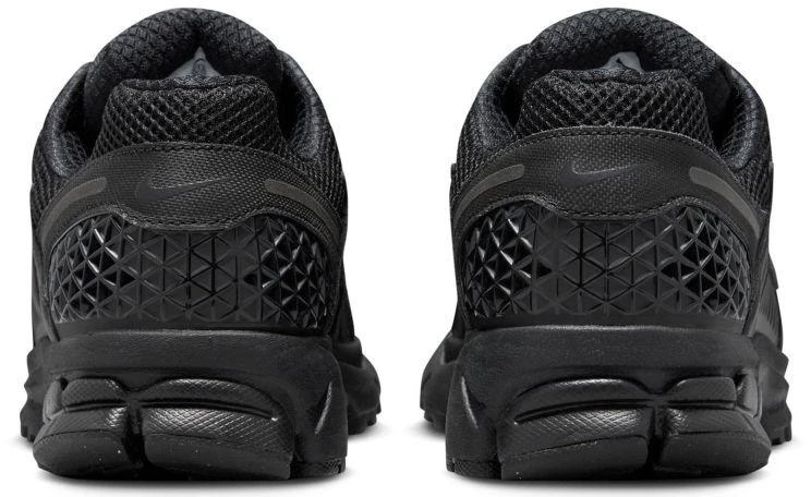 NIKE ZOOM VOMERO 5 (BV1358-003)