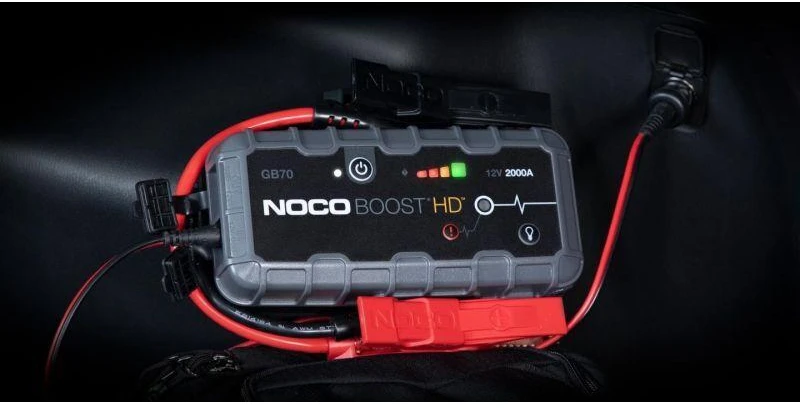 NOCO GB70 Boost 12V 2000A Jump Starter starteris su integruota 12V/USB baterija