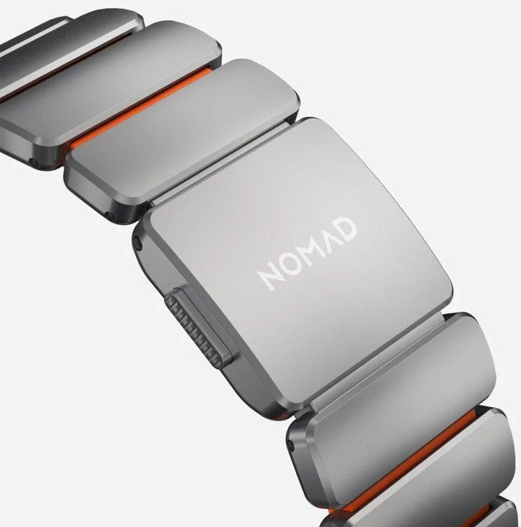 Apyrankė Nomad Stratos Band, natural titanium, ultra oranžinis FKM - AW 45/46/49mm