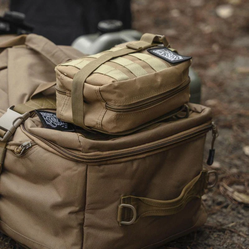 Kelioninis Offlander taktinė "Molle" dėtuvė su pirmosios pagalbos rinkiniu OFF_CACC_09KH