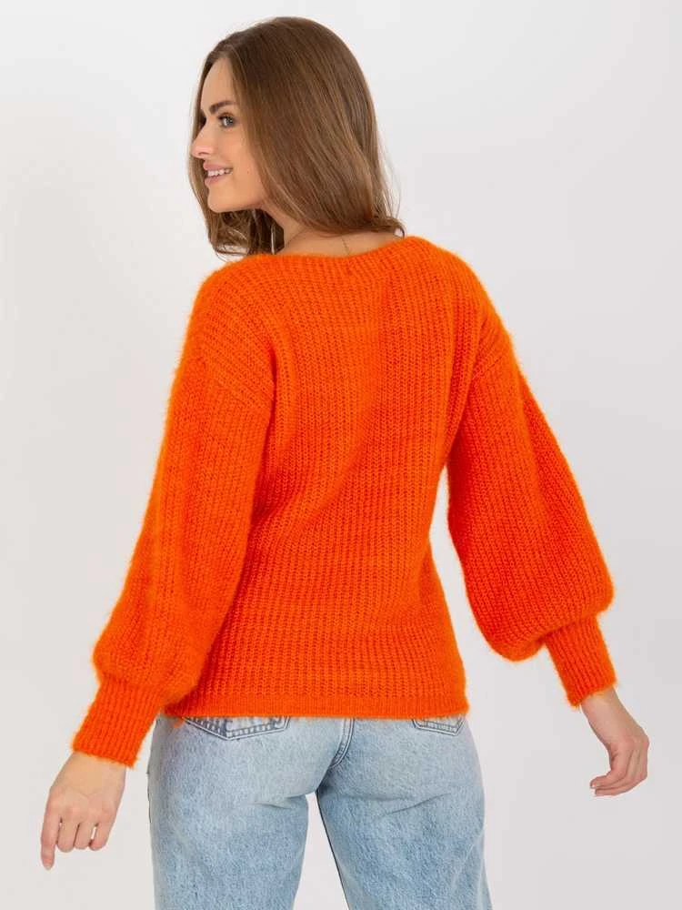 Oranžinis megztinis