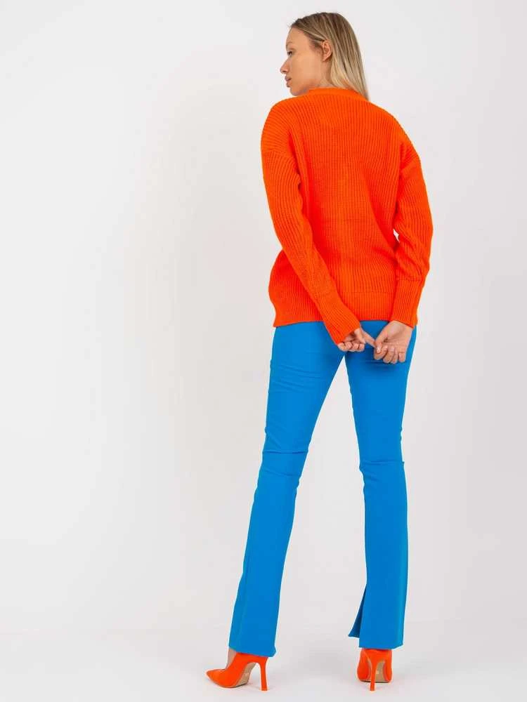 Oranžinis megztinis