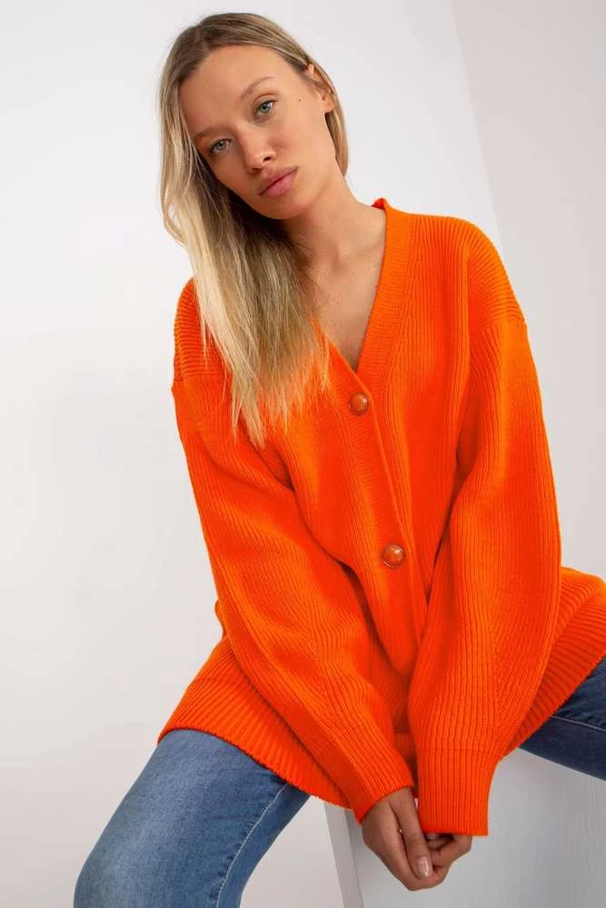 Oranžinis megztinis