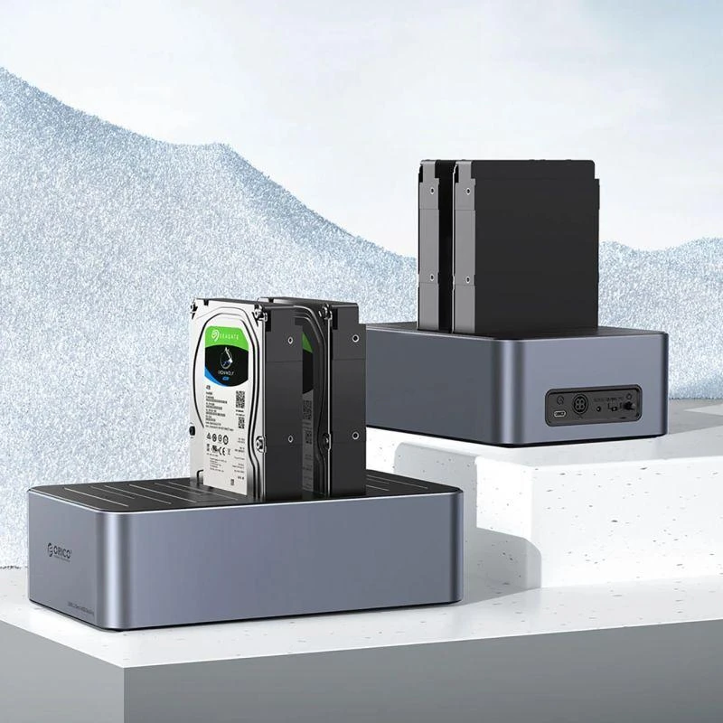 „Orico 6656C3-C“ 5 lizdų prijungimo stotelė su neprisijungusio klonavimo funkcija, 2,5 colio / 3,5 colio SATA HDD / SSD, pilka