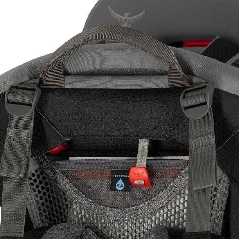 Osprey Poco™ vaikiškas nešioklė turistinei nešioklei Juodas