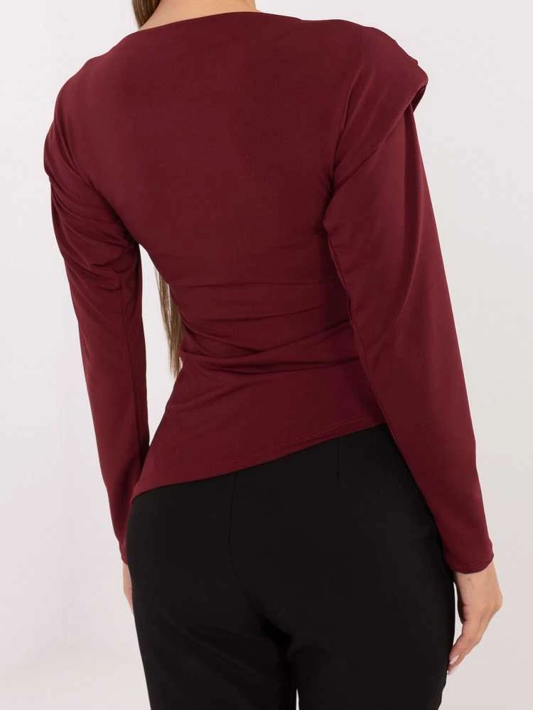 Palaidinė bordo atspalvio IT – elegancijai ir jaukumui kasdienai.
