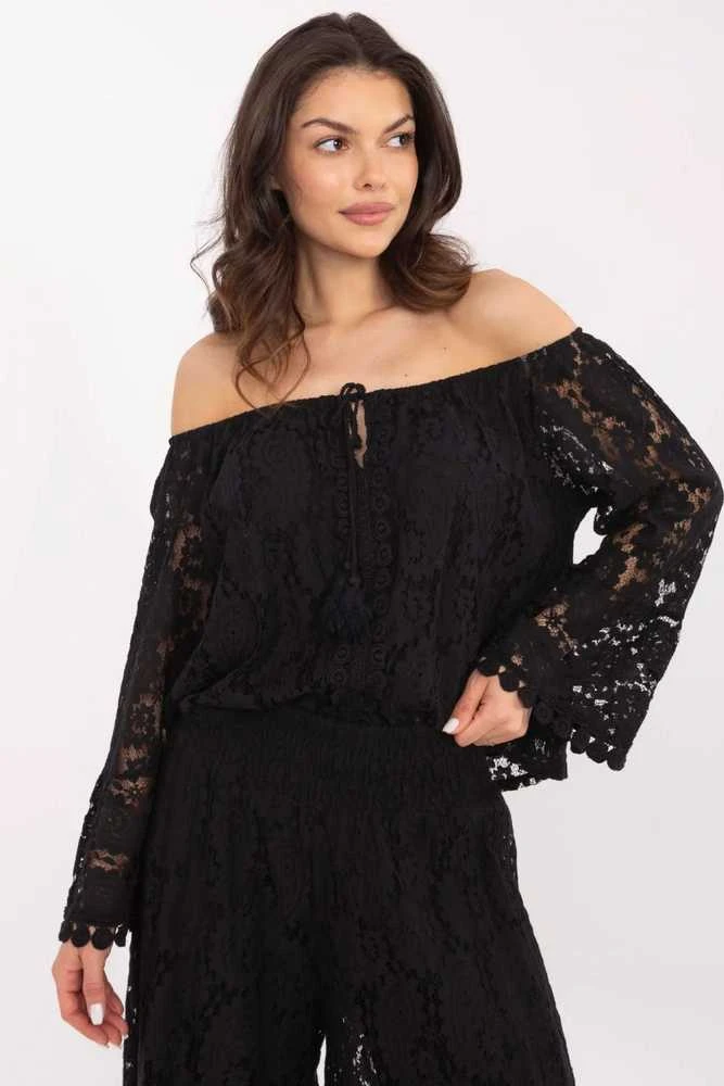 Palaidinė juoda elegantiška ilgarankovė