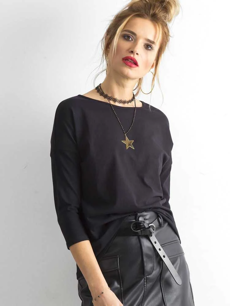 Palaidinė juoda