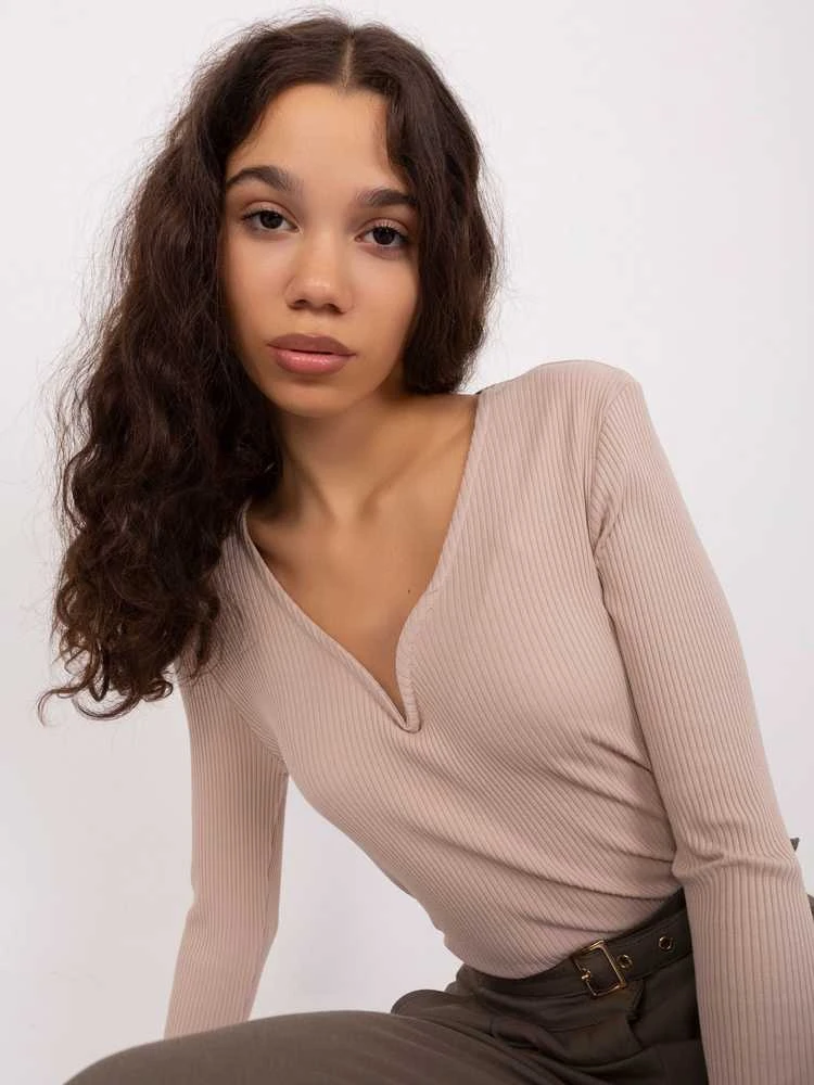 Palaidinė smėlio spalvos