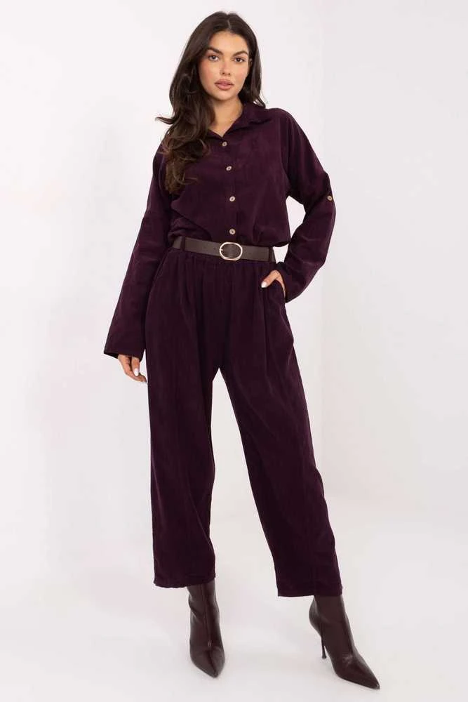 Palaidinė tamsiai violetinė – elegantiškas pasirinkimas