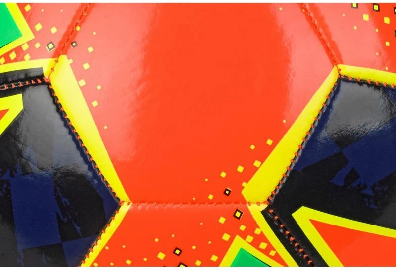 Select Pasirinkite "Classic T26-18523" futbolo kamuolį